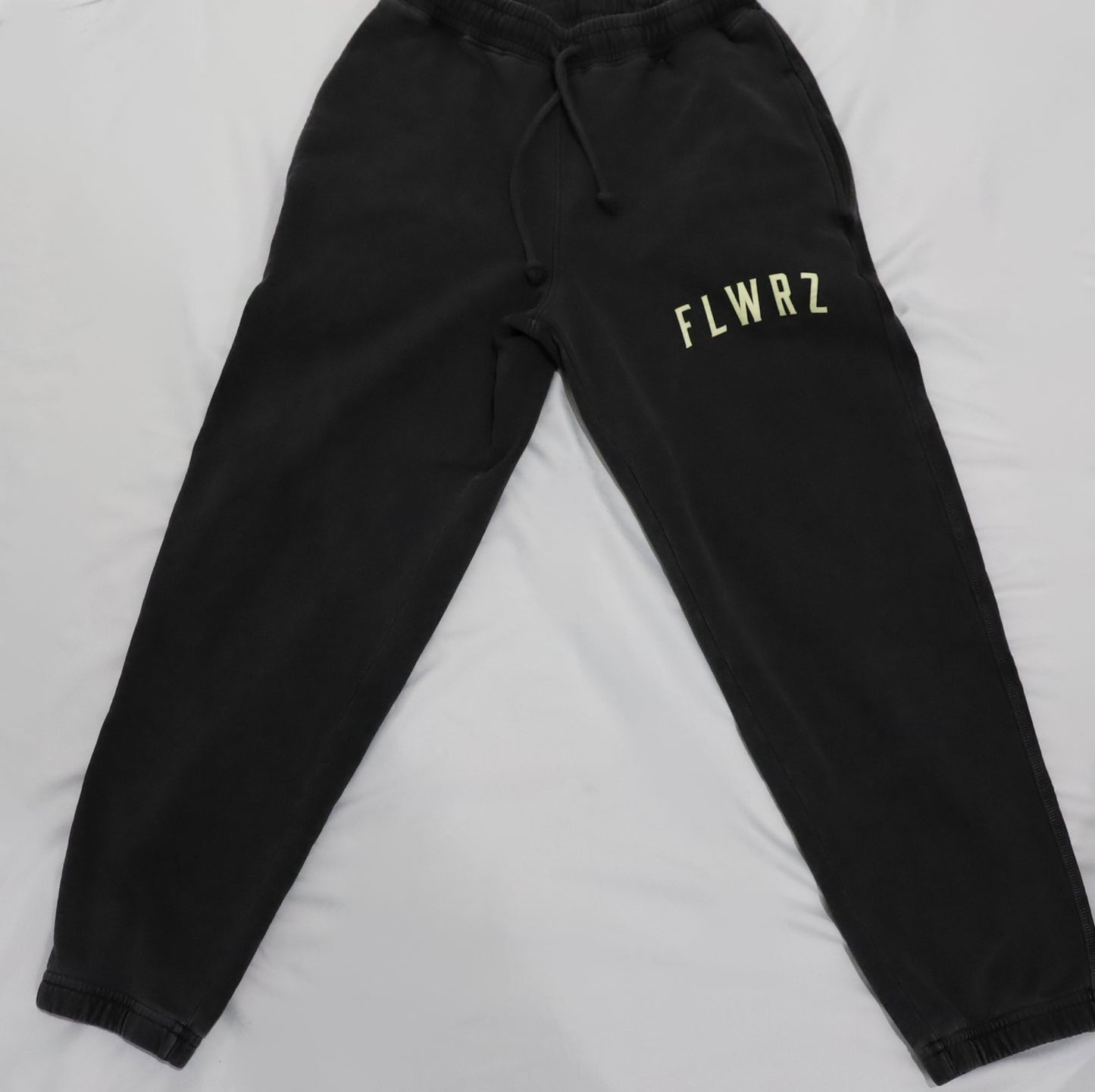 FLWRZ sweat pants