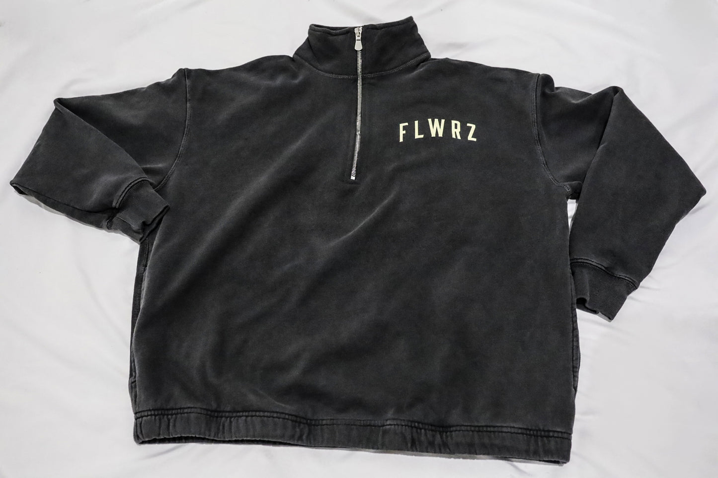 FLWRZ 1/4 Zipper